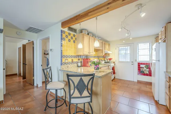 Property Slideshow image 2 of 31 | 392 s paseo madera d, Green Valley, AZ, 85614