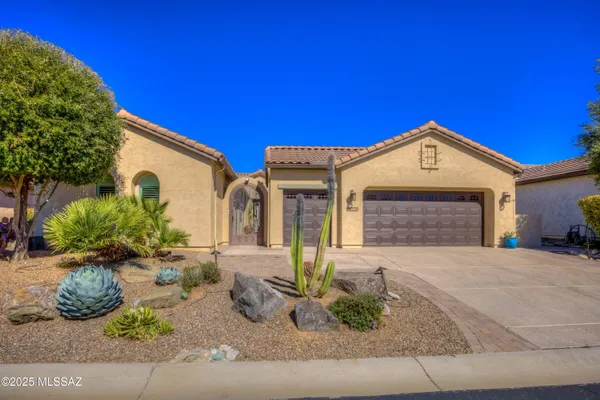 Property Slideshow image 2 of 36 | 60326 e arroyo grande dr, Oracle, AZ, 85623