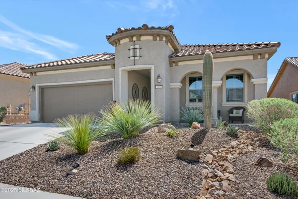 Property Slideshow image 3 of 34 | 7009 w kanab creek trl, Marana, AZ, 85658