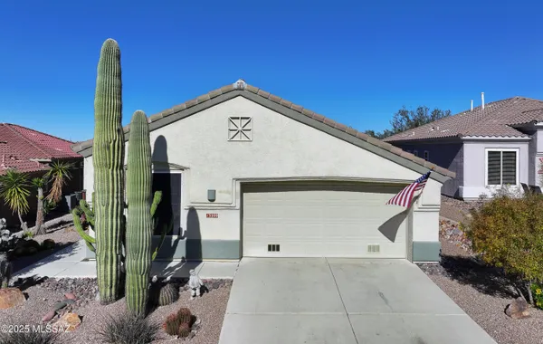 Property Slideshow image 3 of 51 | 13599 n sunset mesa dr, Marana, AZ, 85658