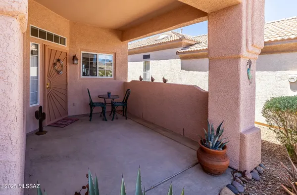 Property Slideshow image 2 of 40 | 5379 w tearblanket pl, Marana, AZ, 85658