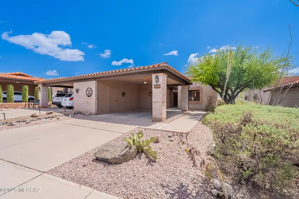 Property Slideshow image 3 of 35 | 3055 s placita de la picaza, Green Valley, AZ, 85622