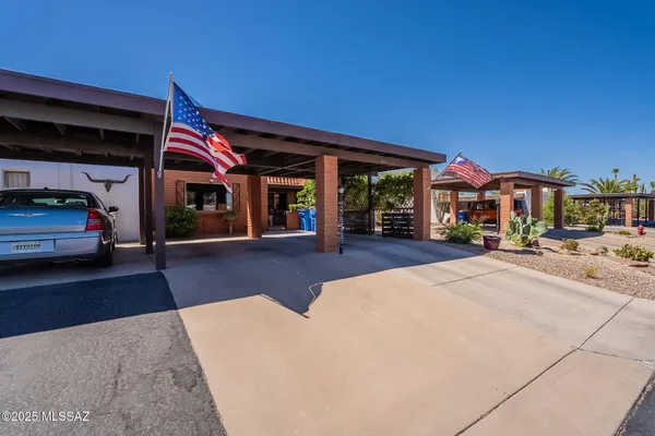 Property Slideshow image 2 of 33 | 413 n calle del diablo, Green Valley, AZ, 85614