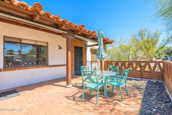 Property Slideshow image 3 of 18 | 233 s paseo tierra d, Green Valley, AZ, 85614