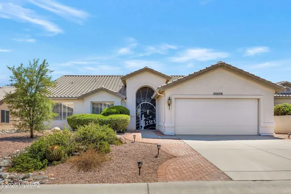 Property Slideshow image 2 of 47 | 65643 e desert moon ct, Saddlebrooke, AZ, 85739