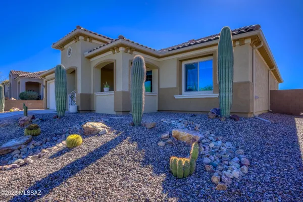 Property Slideshow image 2 of 31 | 14082 n del webb trl, Marana, AZ, 85658