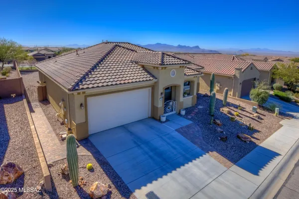 Property Slideshow image 3 of 31 | 14082 n del webb trl, Marana, AZ, 85658