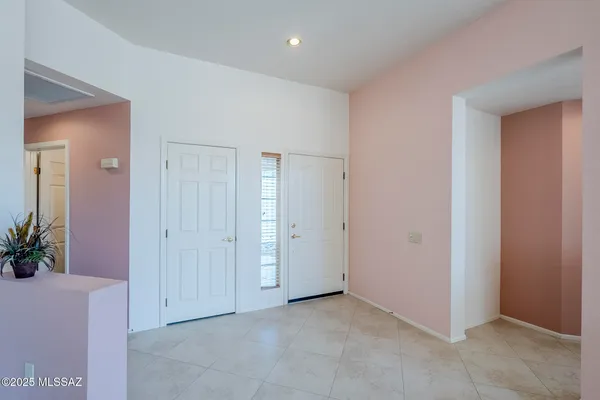 Property Slideshow image 3 of 15 | 14212 n cirrus hill dr, Oro Valley, AZ, 85755