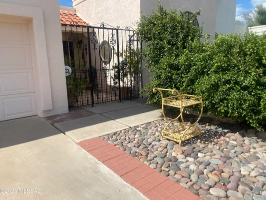 Property Slideshow image 3 of 48 | 7921 n casas carmen, Tucson, AZ, 85742