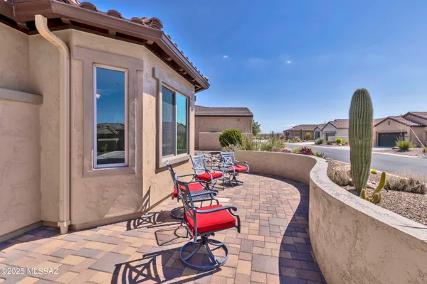 Property Slideshow image 2 of 50 | 60998 e angora pl, Oracle, AZ, 85623