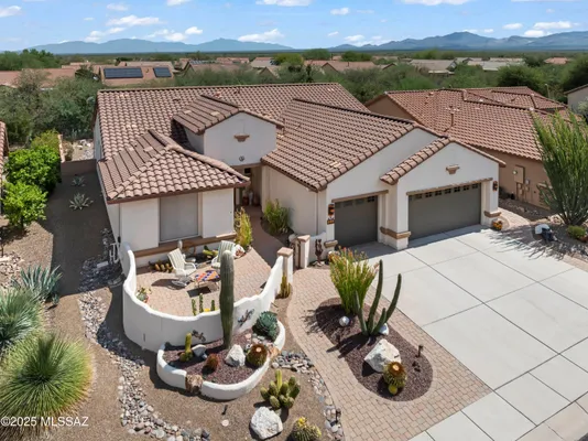 Property Slideshow image 2 of 40 | 758 n alexis loop, Green Valley, AZ, 85614