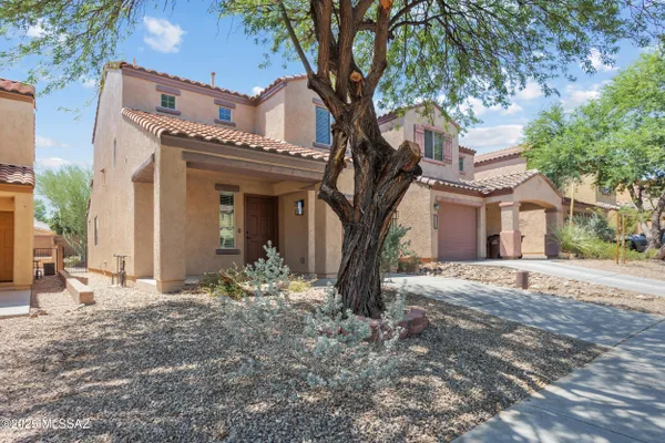 Property Slideshow image 2 of 31 | 14354 s camino vallado, Sahuarita, AZ, 85629