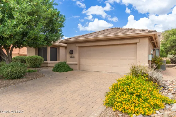 Property Slideshow image 3 of 50 | 38518 s sand crest dr, Saddlebrooke, AZ, 85739