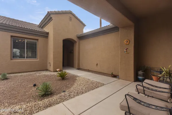 Property Slideshow image 2 of 39 | 2057 w acacia bluffs dr, Green Valley, AZ, 85622