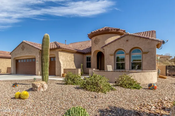 Property Slideshow image 2 of 33 | 566 n ramos ln, Green Valley, AZ, 85614