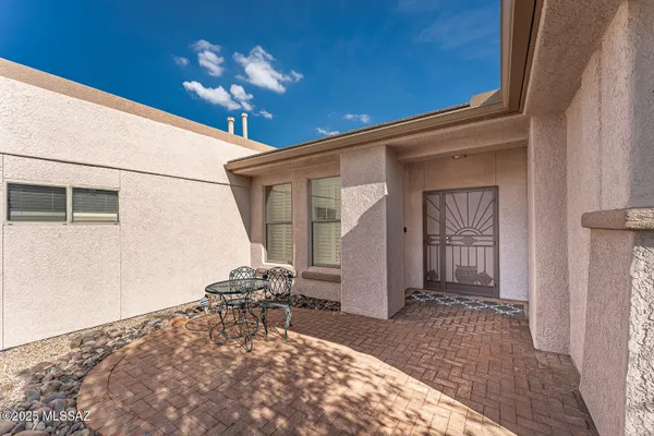 Property Slideshow image 3 of 50 | 4691 s piccadilly dr, Green Valley, AZ, 85622
