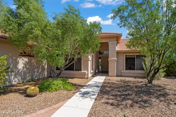 Property Slideshow image 3 of 30 | 62654 e flower ridge dr, Saddlebrooke, AZ, 85739