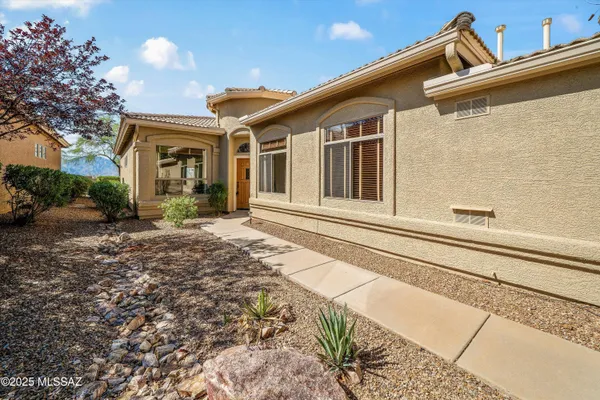 Property Slideshow image 2 of 35 | 63681 e vacation dr, Tucson, AZ, 85739