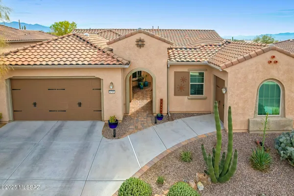 Property Slideshow image 2 of 50 | 6709 w kaibab trl, Marana, AZ, 85658