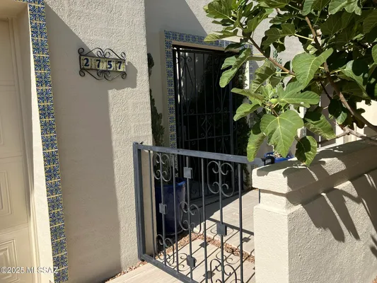 Property Slideshow image 3 of 50 | 2757 w casas dr, Tucson, AZ, 85742