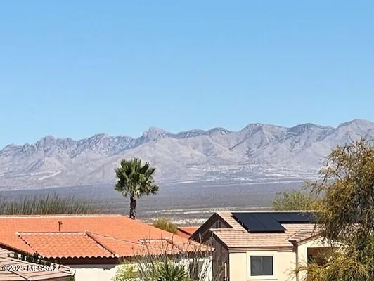 Property Slideshow image 2 of 21 | 1739 w circulo de la pinata, Green Valley, AZ, 85622