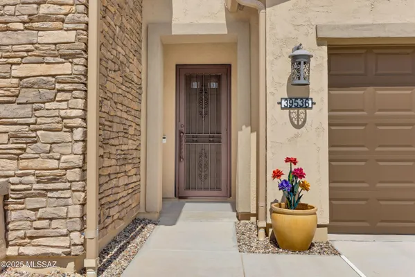 Property Slideshow image 3 of 49 | 39536 s summerwood dr, Tucson, AZ, 85739