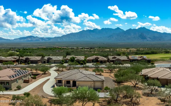 Property Slideshow image 2 of 43 | 5724 s atascosa peak dr, Green Valley, AZ, 85622