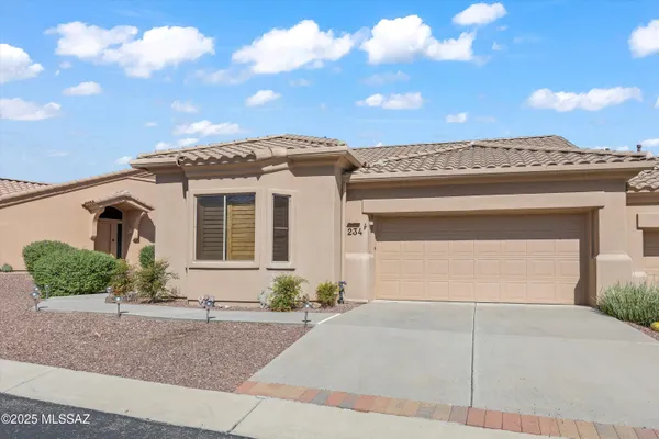 Property Slideshow image 2 of 31 | 13401 n rancho vistoso blvd unit 234, Oro Valley, AZ, 85755
