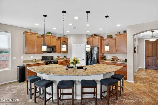 Property Slideshow image 3 of 51 | 14049 e barouche dr, Vail, AZ, 85641