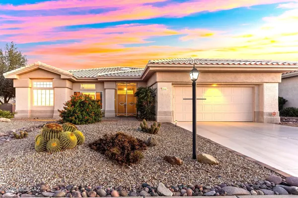 Property Slideshow image 2 of 50 | 1848 e crown ridge way, Oro Valley, AZ, 85755