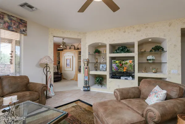 Property Slideshow image 3 of 32 | 9518 n twinkling shadows way, Tucson, AZ, 85743
