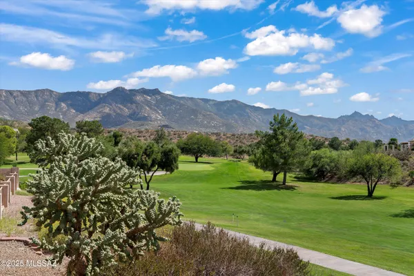 Property Slideshow image 2 of 47 | 64659 e rosewood dr, Saddlebrooke, AZ, 85739