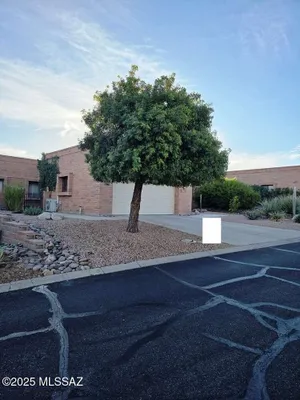 Property Slideshow image 2 of 32 | 8596 n coral ridge loop, Tucson, AZ, 85704