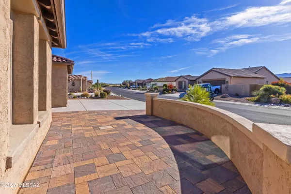 Property Slideshow image 3 of 38 | 60982 e arroyo grande dr, Oracle, AZ, 85623