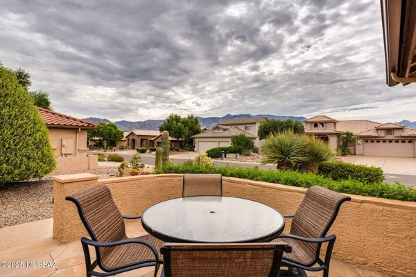 Property Slideshow image 3 of 43 | 62284 e iron crest dr, Tucson, AZ, 85739