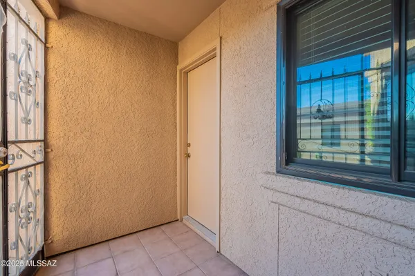 Property Slideshow image 3 of 41 | 188 n cobalt dr, Green Valley, AZ, 85614