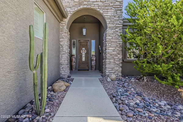 Property Slideshow image 2 of 50 | 2519 w music mountains dr, Green Valley, AZ, 85622