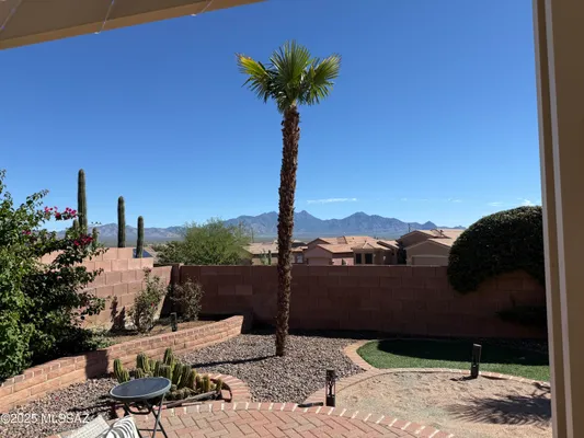 Property Slideshow image 2 of 27 | 506 n michelangelo dr, Green Valley, AZ, 85614