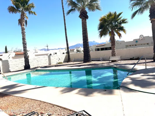 Property Slideshow image 2 of 42 | 341 e via terrenal, Green Valley, AZ, 85614