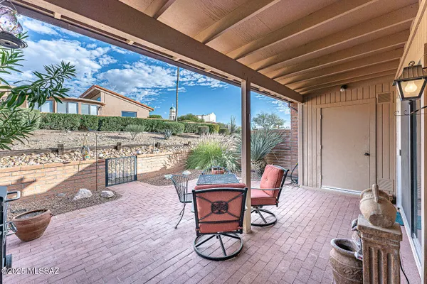 Property Slideshow image 2 of 37 | 1512 w via del jarrito, Green Valley, AZ, 85622