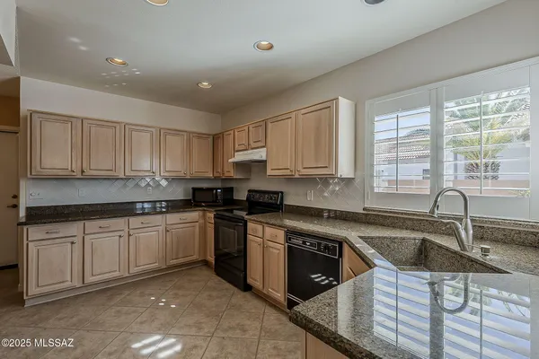 Property Slideshow image 3 of 39 | 38094 s desert star dr, Tucson, AZ, 85739