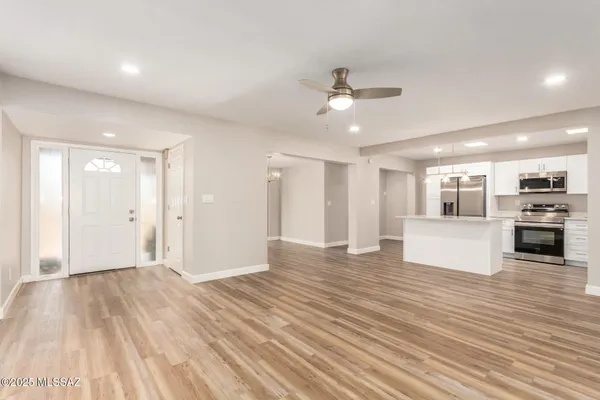 Property Slideshow image 3 of 27 | 481 e paseo chuparosas, Green Valley, AZ, 85614