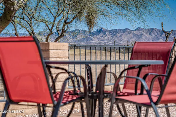 Property Slideshow image 2 of 49 | 1362 n boyce ave, Green Valley, AZ, 85614