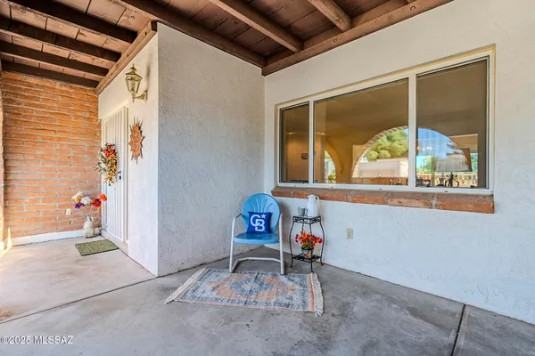 Property Slideshow image 2 of 28 | 236 e paseo churea, Green Valley, AZ, 85614