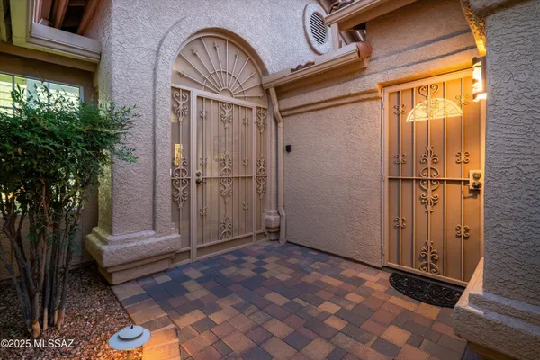 Property Slideshow image 3 of 49 | 64235 e greenbelt ln, Saddlebrooke, AZ, 85739