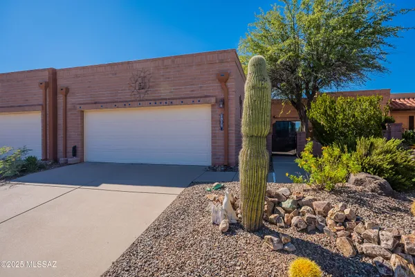 Property Slideshow image 2 of 41 | 3938 s placita de la moneda, Green Valley, AZ, 85622