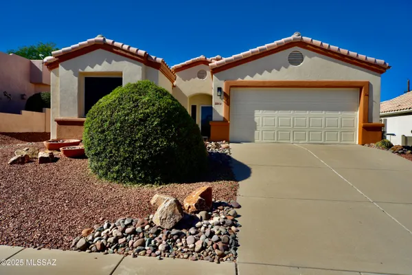 Property Slideshow image 3 of 46 | 610 w rio teras, Green Valley, AZ, 85614