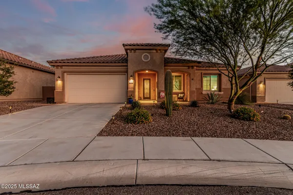 Property Slideshow image 2 of 49 | 7143 w kanab creek trl, Marana, AZ, 85658