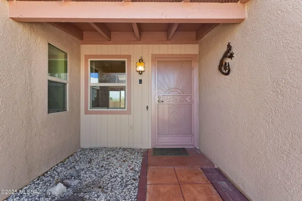 Property Slideshow image 3 of 33 | 825 w bella vista dr, Green Valley, AZ, 85614