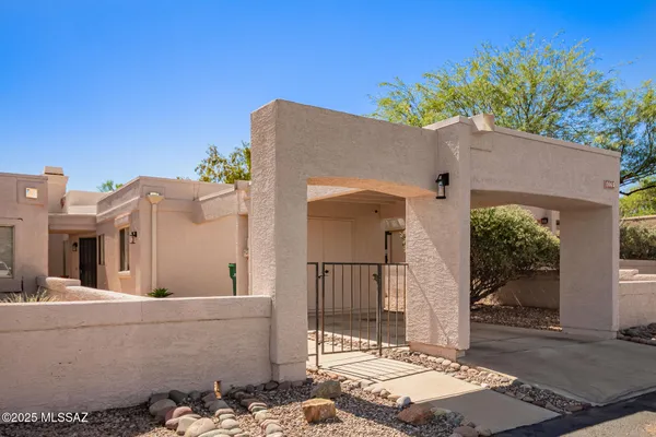 Property Slideshow image 2 of 35 | 1665 n rio yaqui, Green Valley, AZ, 85614